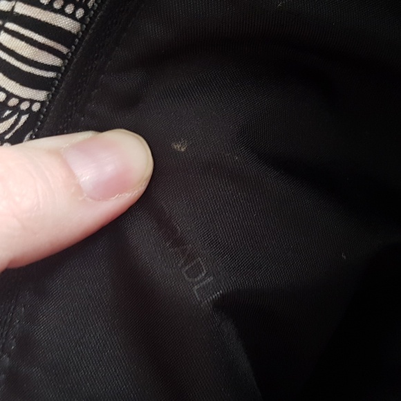 Vera Bradley Black White Floral Quilted Tote Bag with Zipper - Picture 16 of 16